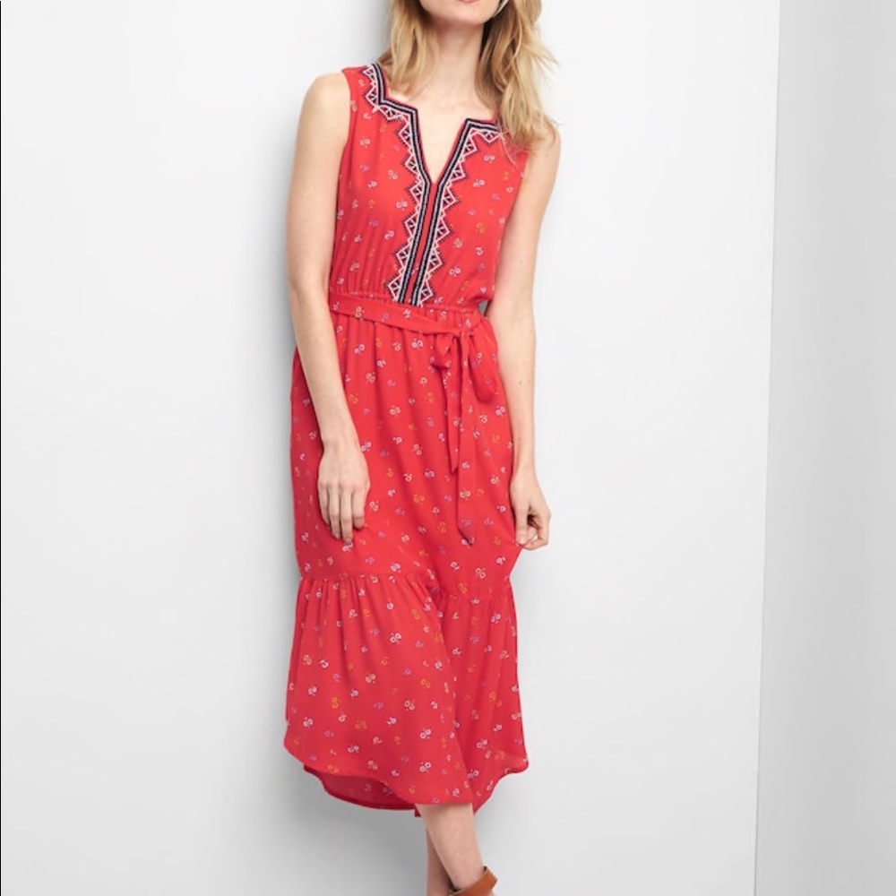 GAP xs loose fitting persimmon dress.
